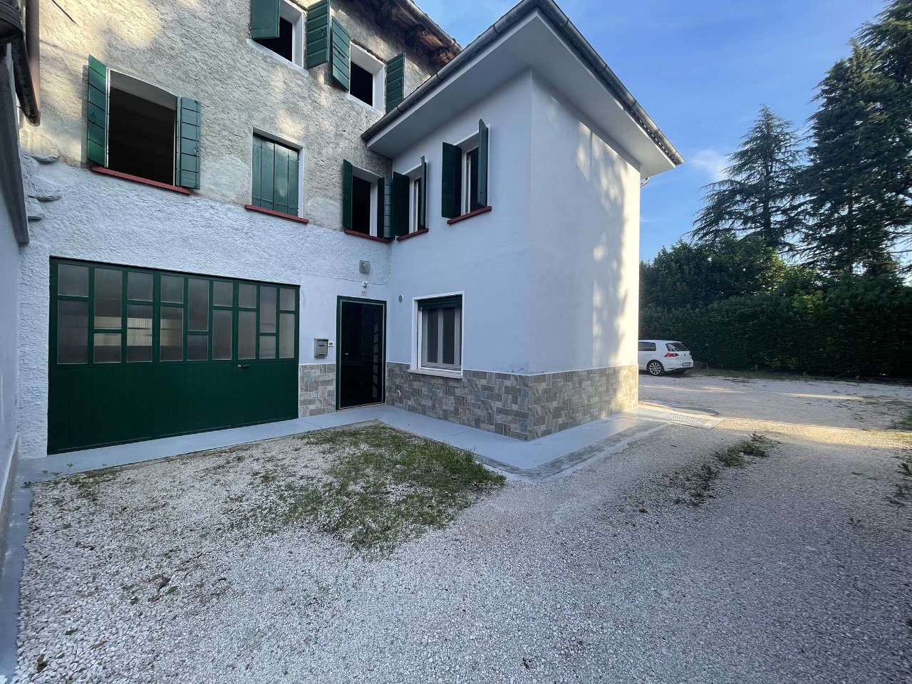 Schiera di testa in vendita a Crocetta del Montello