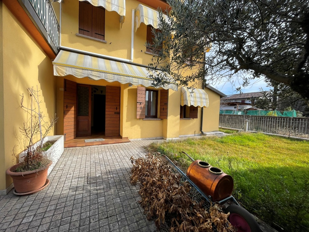 Schiera di testa in vendita a Pederobba