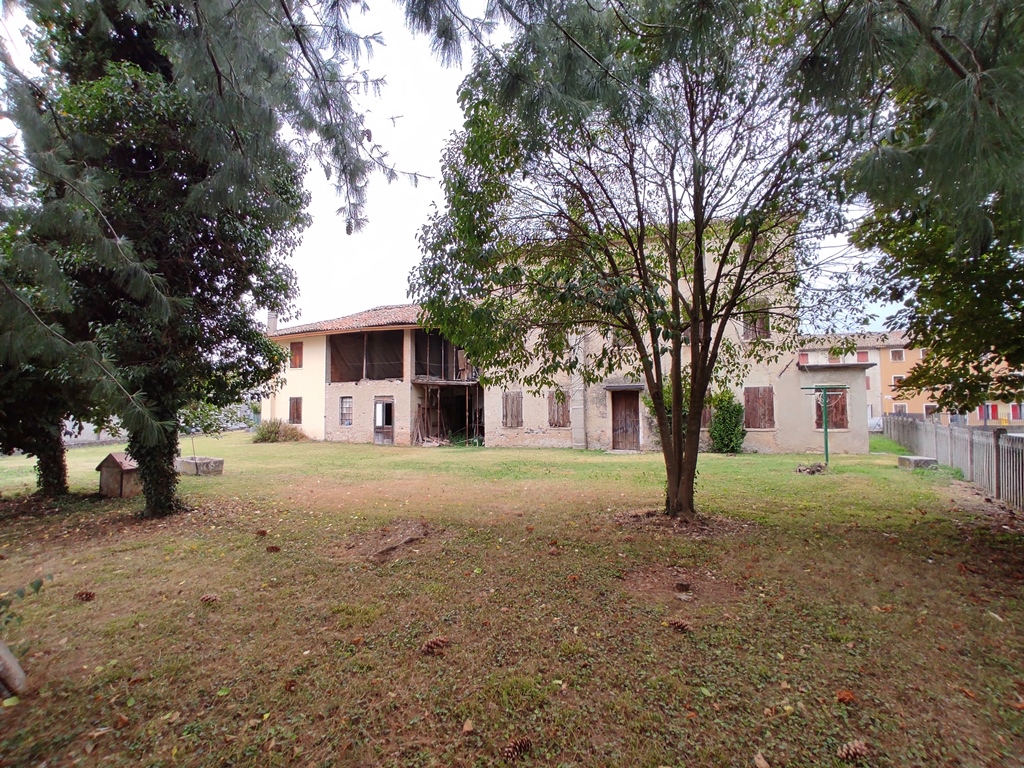 Casa singola in vendita a Pederobba
