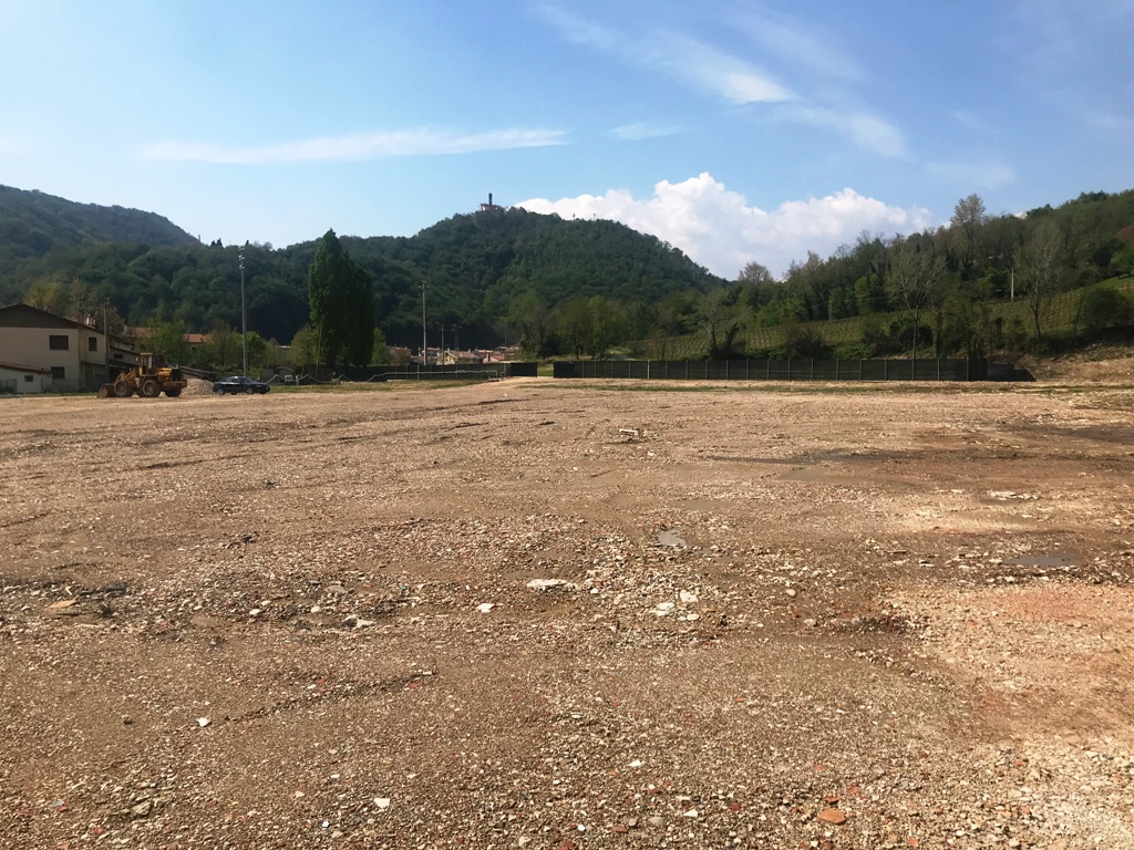Terreno residenziale in vendita a Cornuda