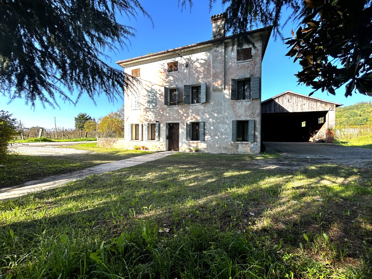 Rustico in vendita a Volpago del Montello