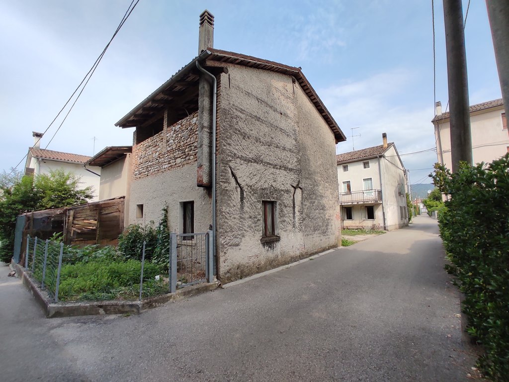 Bifamiliare in vendita a Pederobba