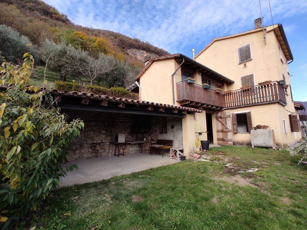 Rustico in vendita a Alano di Piave