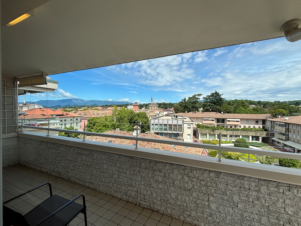 Attico mansarda in vendita a Montebelluna
