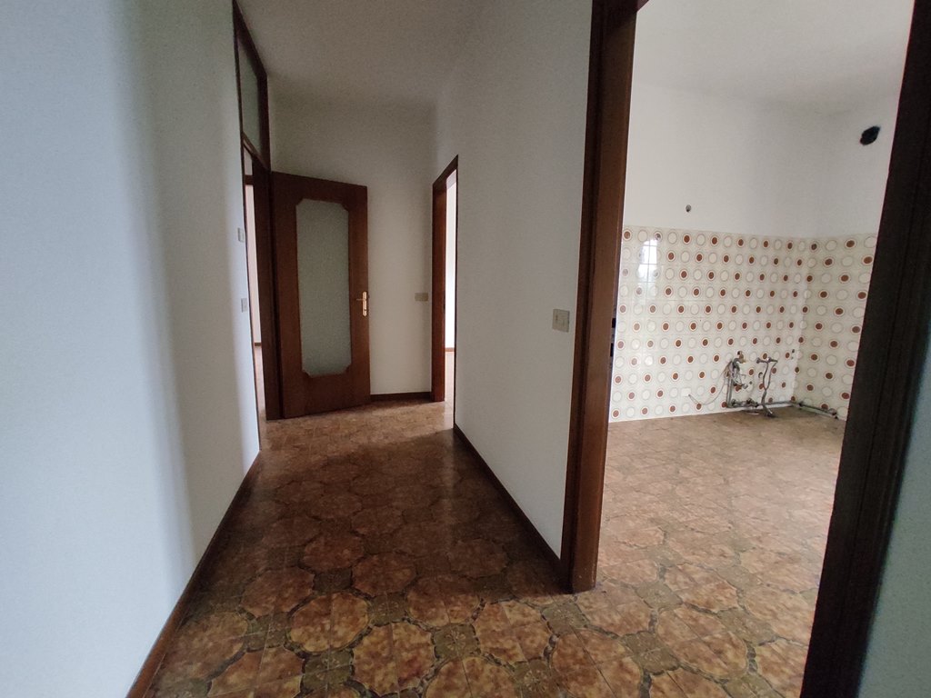 Appartamento bicamere in vendita a Cavaso del Tomba
